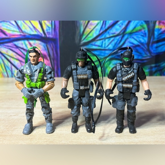 Soldier Christmas Ornament Combat, Tactical - Picture 2 of 8